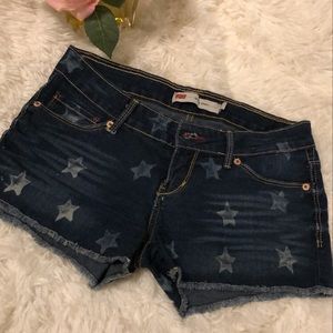 Levi’s shorts
